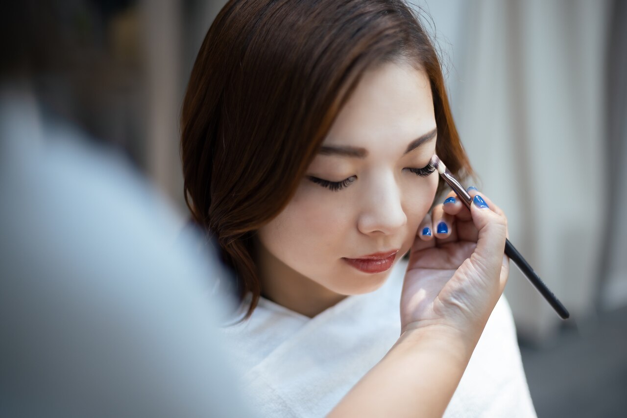 【メイク直し利用もOK！】ポイントメイク